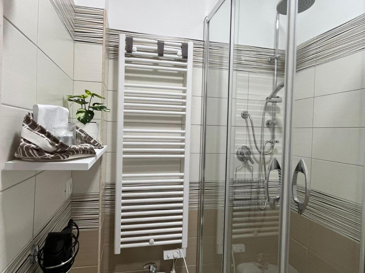 B&B Alessia San Cataldo  Ngoại thất bức ảnh