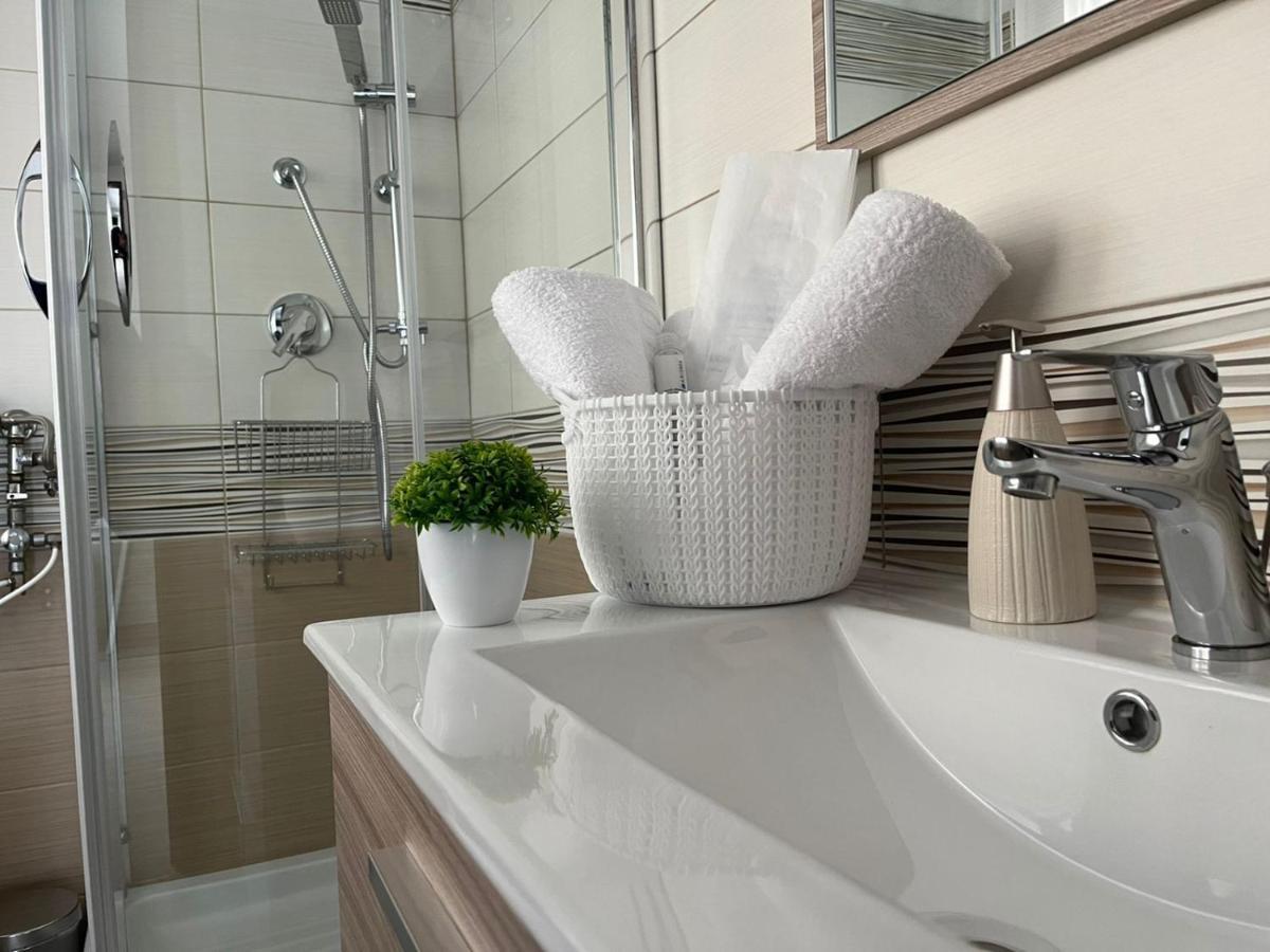 B&B Alessia San Cataldo  Ngoại thất bức ảnh
